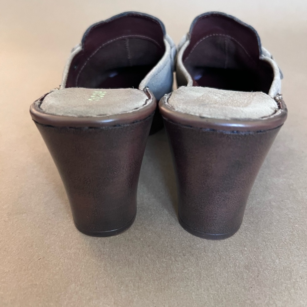 Light Brown Genuine Leather Heeled Slip On Clogs Tassels Women’s US 8.5 M - Picture 4 of 11